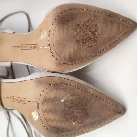 Vince Camuto women's size 9.5 ankle wrap heels - Picture 4 of 6